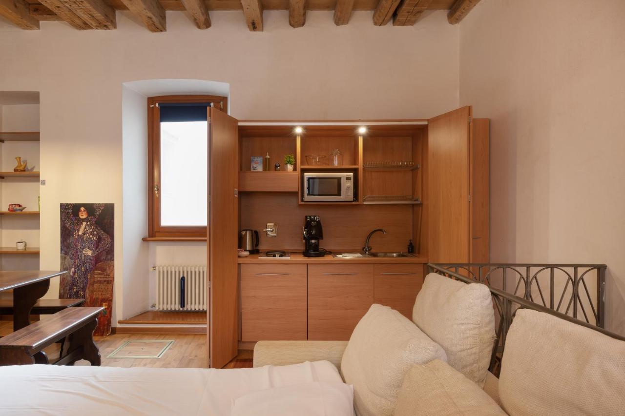 Zola, Charme E Vista Nel Cuore Di Trieste Luaran gambar